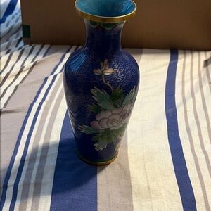 Antique Chinese cloisonné enameled vase